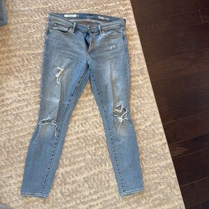 Gap true skinny fray jeans. Size 29